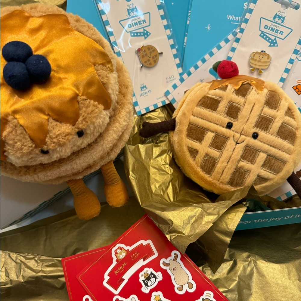AUTHENTIC Jellycat NYC DINER waffle and pancake bundle